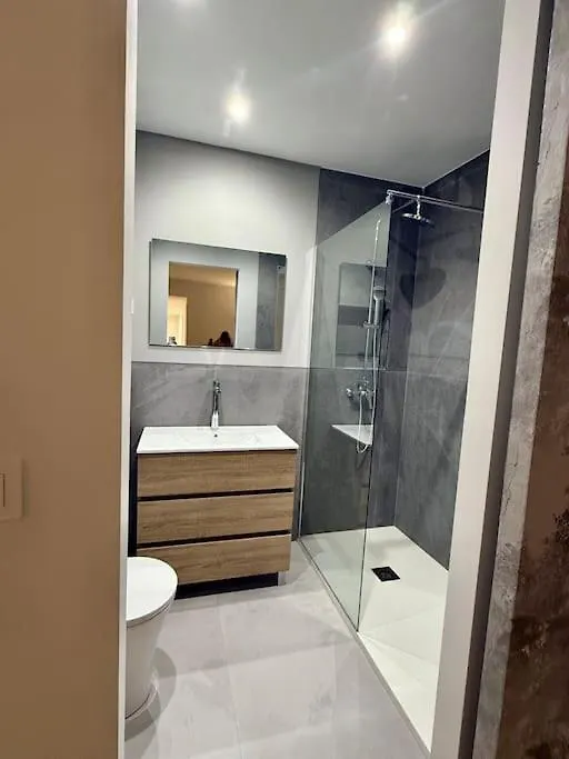 Vivienda Renovada Y Centrica Lägenhet Bilbao